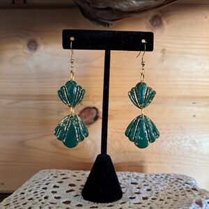 Elegant Green and Gold Dangle Earrings